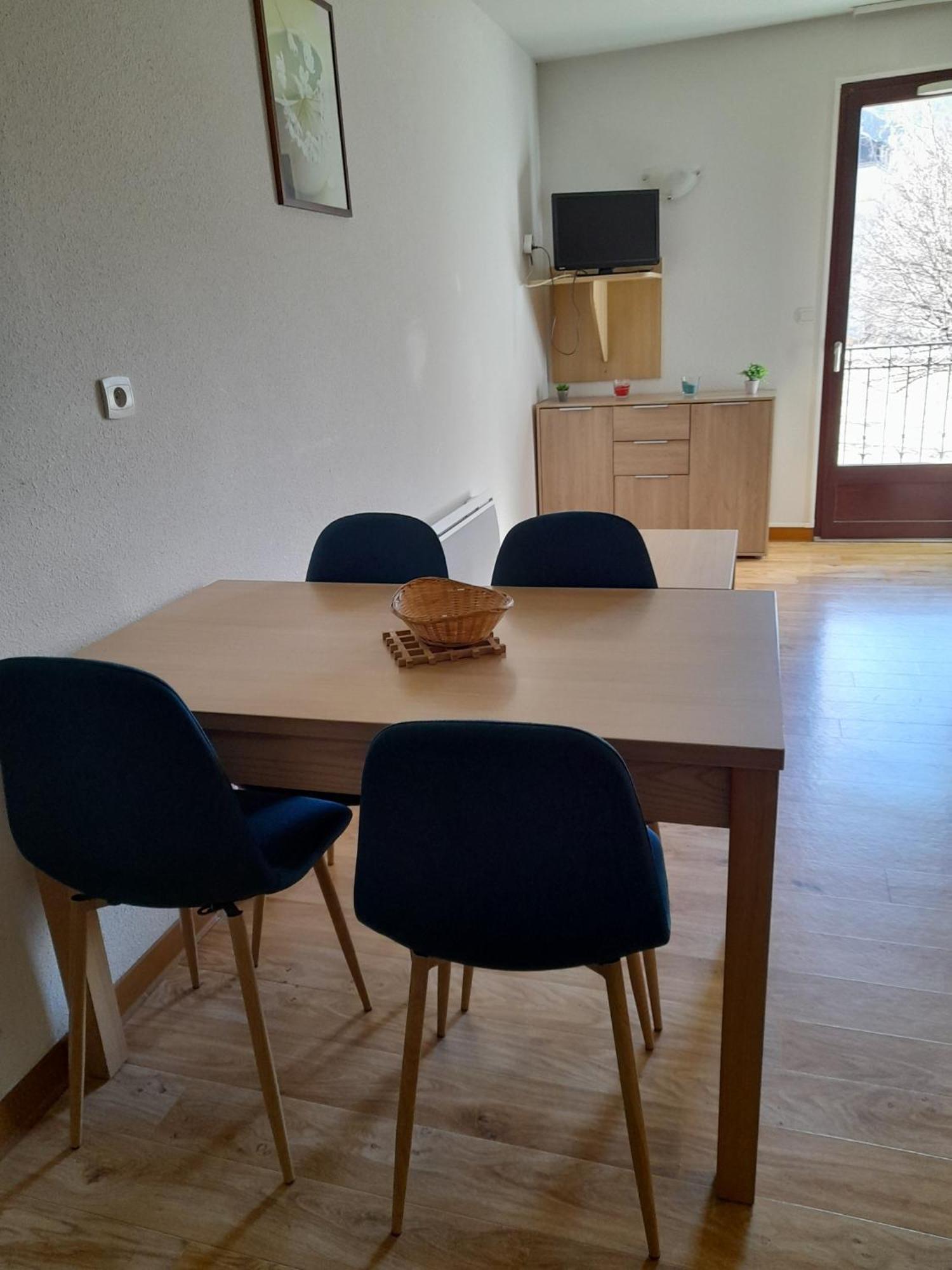 Appartement T2 Jardins De Ramel Bagneres-de-Luchon Bagian luar foto